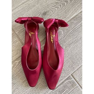 LULU'S Satin Bow Detail Flats Size 8.5
